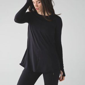 Long sleeve Lululemon Arcadia top